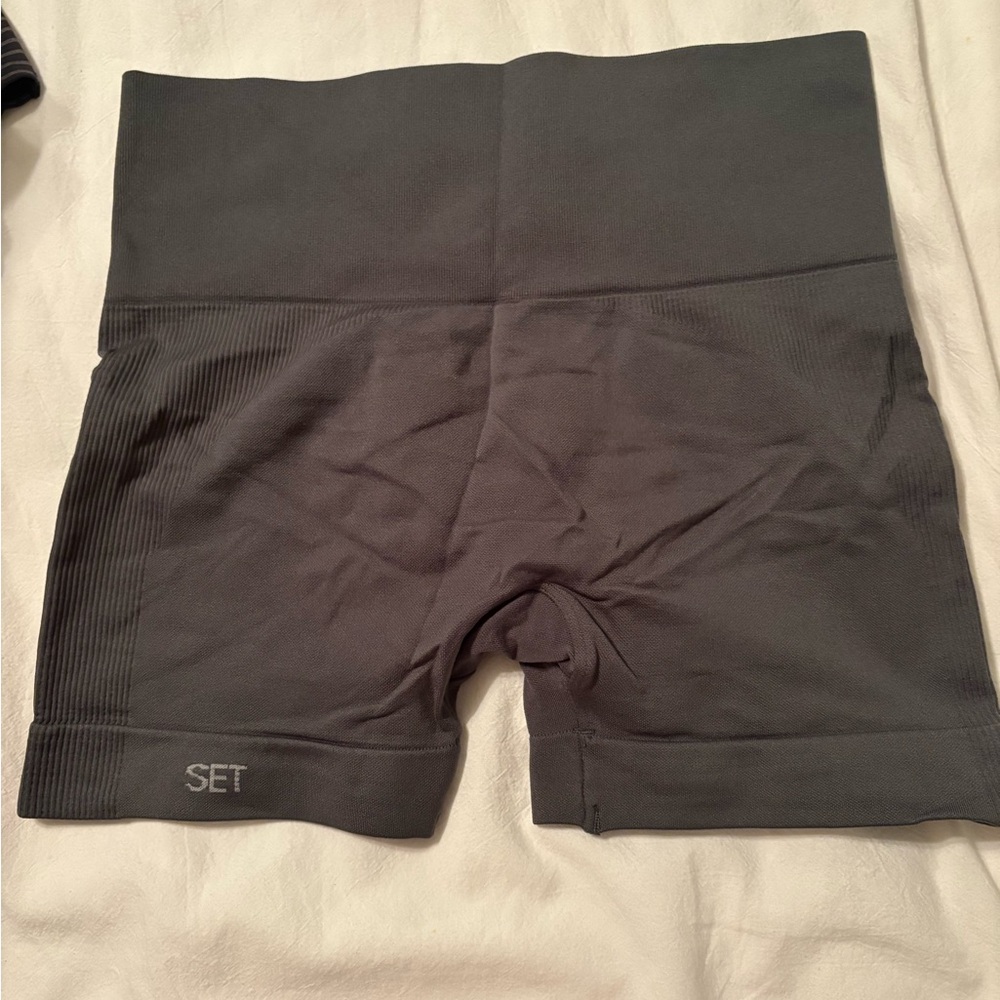 SET Active green/ gray Bike Shorts